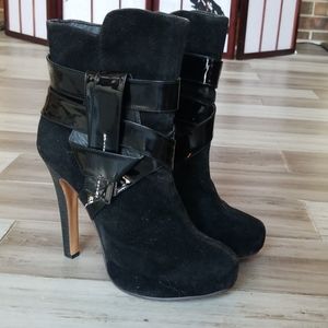 Tallulah Blu Faux Suede Platform Heel Booties